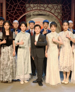 梨园新声贺新岁，国粹芳华入万家——星空彩票苹果版下载官网安装学子献艺天津市元旦惠民专场演出获赞誉